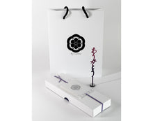 Load image into Gallery viewer, &quot;Arigatou&quot; incense Kunzite hues 1 box
